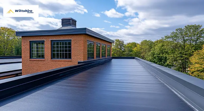 Flat roofing material